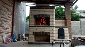 Недорогой мангал из кирпича своими руками