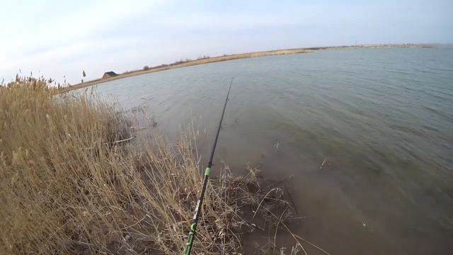 РЫБАЛКА НА ВОДОХРАНИЛИЩЕ  ВЕСЕННИЙ ОТРЫВ НА ПОПЛАВОК