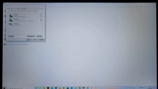 MI PC DETECTA EL MICROFONO PERO NO SE ESCUCHA WINDOWS 10. SOLUCION SIN PROGRAMAS. смотреть онлайн