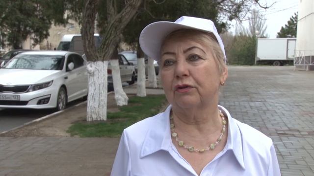 На Театральной площади прошел День здоровья смотреть онлайн