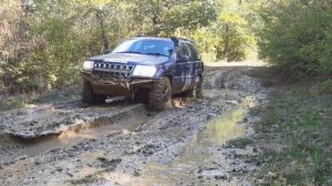 Jeep Grand Cherokee WJ 4.7 Petrol vs 3.1 Diesel Off road