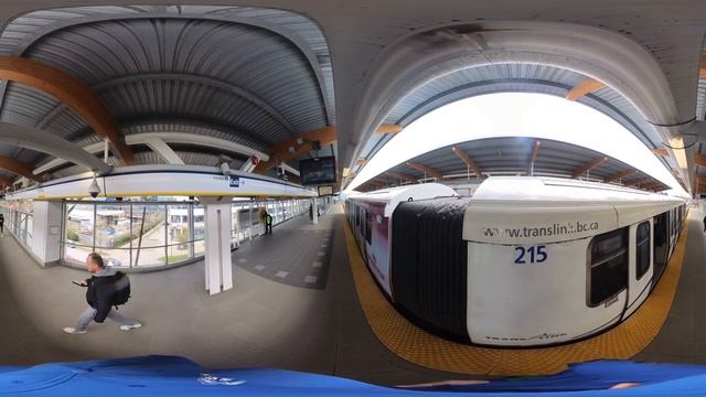 Vancouver - Skytrain - Renfrew Station - Platform 360 смотреть онлайн