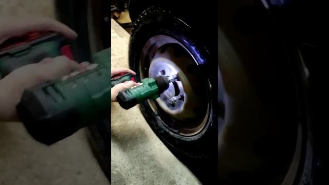 Ударный гайковерт с Китая. Kikaito 450Nm