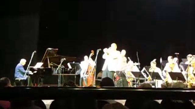 Джазовый оркестр им. Олега Лундстрема 15 октября 2013 г. смотреть онлайн