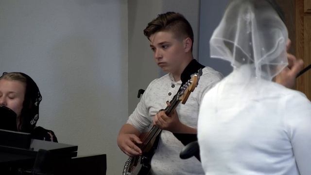 Воистину Воскрес Он - Подросковый Хор