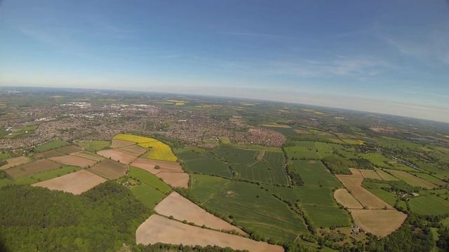 A quick fly above the woods today with my Alien 560 Quadcopter. (Super windy) смотреть онлайн