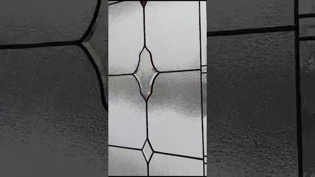 Витраж Реалистик с фацетами для входной двери входной группы в частный дом смотреть онлайн