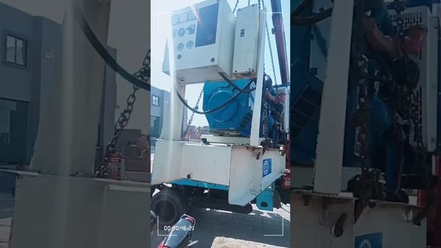 cargo crane work for generator lifting смотреть онлайн