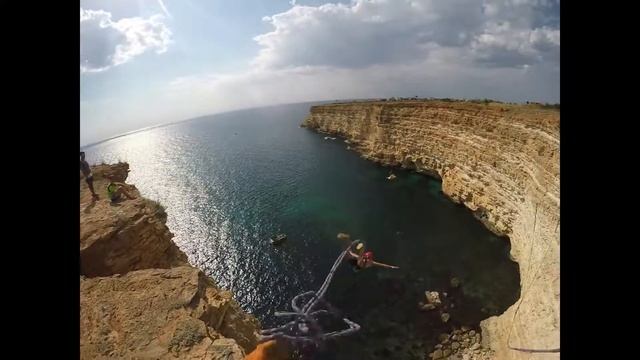 Никиташ Александр Прыжки с веревкой в Крыму Jump&Fly смотреть онлайн