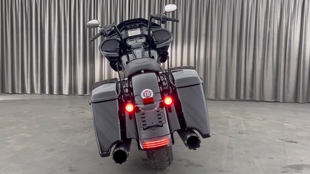 Road Glide черный