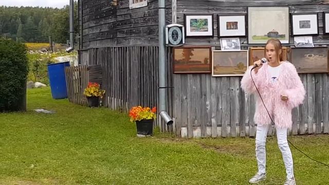 Над городом смотреть онлайн