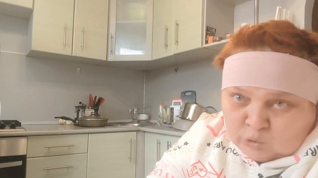 ПАНИКА отменяется! Купила ЧУЛОЧКИ! ВАСЯ ВЫСКАЗАЛСЯ про хейтеров! смотреть онлайн