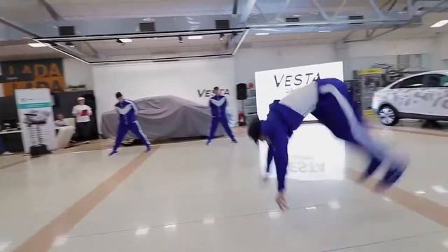 Презентация новой LADA Vesta SE Cross в Барнауле 07 июня 2018 года смотреть онлайн