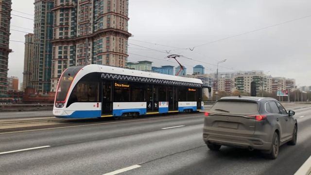 71-911ЕМ Львёнок 30605 На Строгинском мосту смотреть онлайн