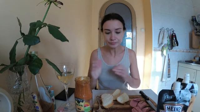 LovelyLove - Ем и не толстею (Она ведьма)2 смотреть онлайн