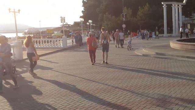 Отдых в Геленджике. ч.3. Набережная. смотреть онлайн