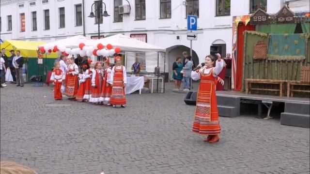 Рыбинск 950 летний юбилей! Празднование, народные гуляния, выступления детских коллективов. Салют. смотреть онлайн