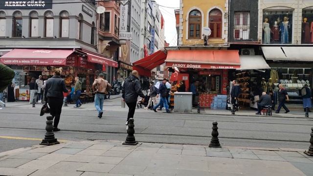 Прогулка по Стамбулу в мае 2023. Видео №(3) смотреть онлайн