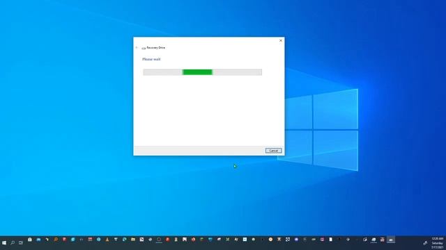 Tutorial How to create a windows 10 recovery drive to reinstall windows on your new drive Part 1 смотреть онлайн