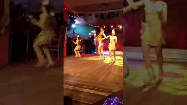 Бразильское шоу смотреть онлайн