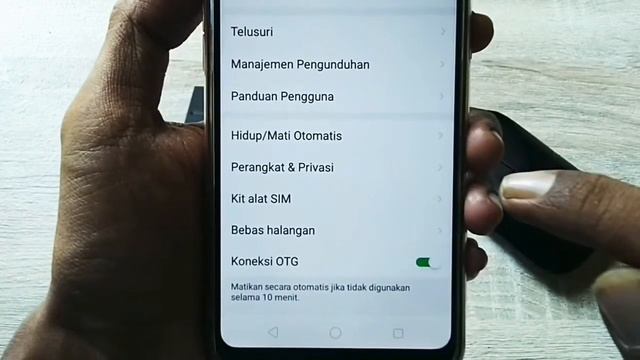 Cara menghubungkan mouse wireless ke hp yang benar смотреть онлайн