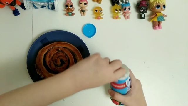 Обзор: Имунеле со вкусом "Земляника" и булочка с маком. смотреть онлайн