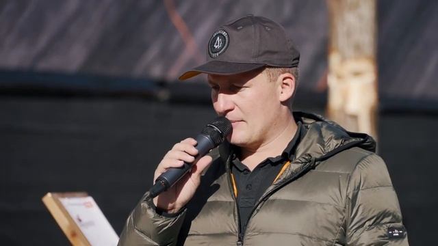 Мощность на ходу_ двигатель STIHL мощностью 3000 лошадиных сил на выставке
