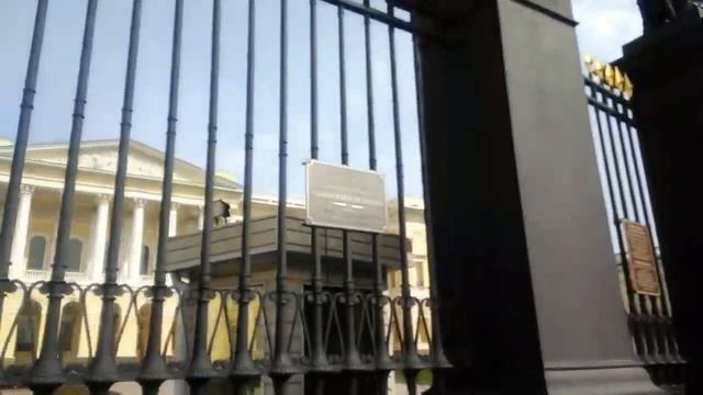 Санкт-Петербург. Площадь Искусств. 2.05.2019. смотреть онлайн