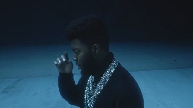 Billie Eilish - Lovely смотреть онлайн