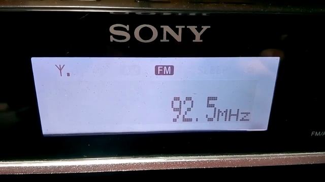 FM DX Es UNID BURMESE MYANMAR 92.5 0510 UTC 29 MAY 15