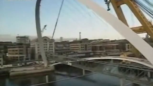 Машины монстры Плавучий кран Asian Herkules 2 смотреть онлайн