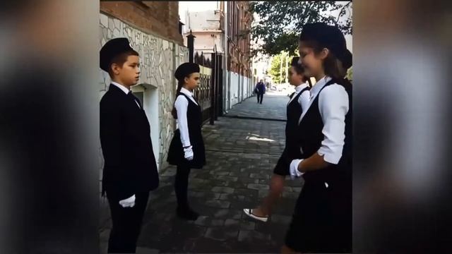 Пост в честь Валентина Ивановича Варенникова, выпускника гимназии 1 г.Армавира смотреть онлайн