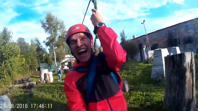 Скоростной спуск по тросу смотреть онлайн