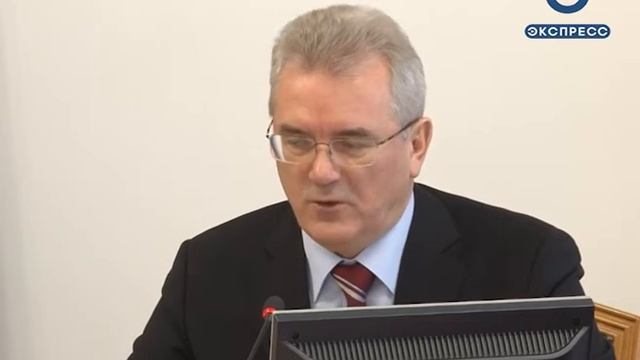 Белозерцев призвал оперативно очистить крыши домов от наледи смотреть онлайн