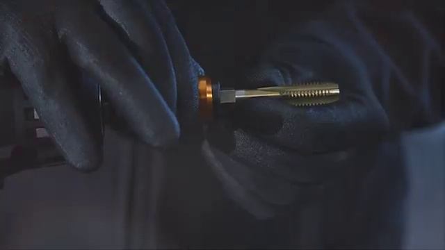 How quick is it to change HMT VersaDrive® tools in an Impact Adapter смотреть онлайн