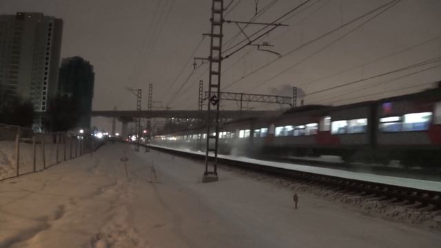 Электропоезд ЭС2Г-??? Ласточка смотреть онлайн