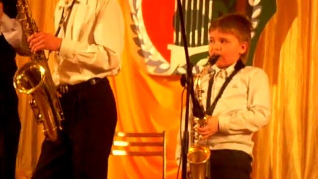 Обучение игре на саксофоне смотреть онлайн