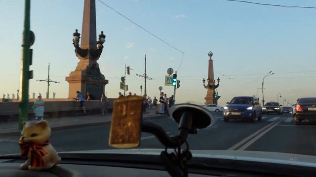 2021.06.19. Погода Петербург. 21:03. +29°. Короткая версия, снимал безрукий оператор.