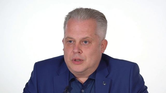 Аркадий Амозов: Какие продукты обязательно нужно включать в рацион жителям Мурманской области? смотреть онлайн