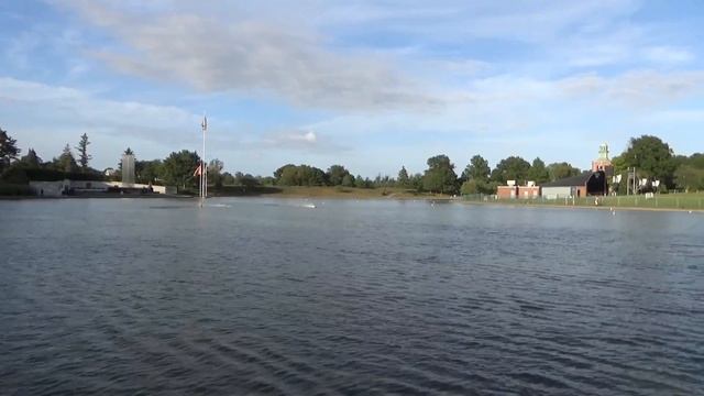 RC BOATS OZON AND TRITON PLAYING смотреть онлайн