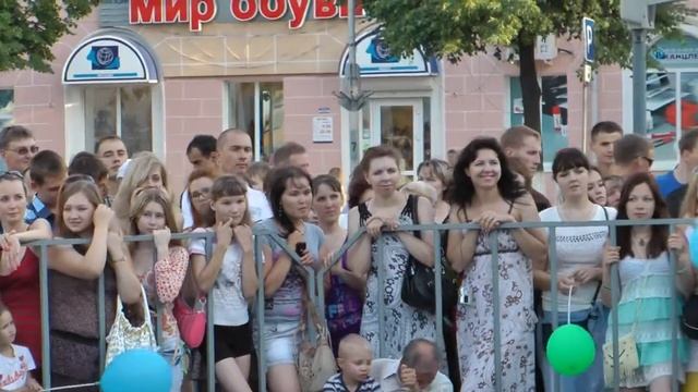 "ДЕВУШКА С БУЛЬВАРА ЧАВАЙНА" СЛОВА, МУЗЫКА И ИСПОЛНЕНИЕ ЮРИЯ ГИНЗБУРГА. ВИРТУАЛЬНЫЙ МУЗЕЙ КУЛЬТУРЫ смотреть онлайн