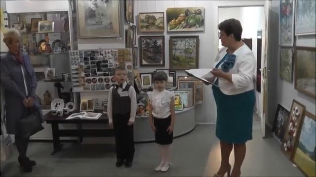 Экскурсию проводят дошкольники