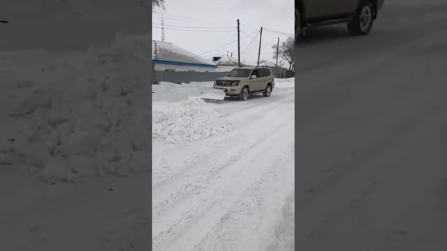 Toyota Land cruiser. смотреть онлайн