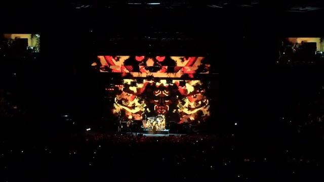 Fleetwood Mac - Tusk (live at The Forum) смотреть онлайн