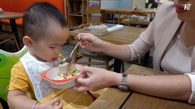 Hý Hy đi ăn tiệm | Morico смотреть онлайн