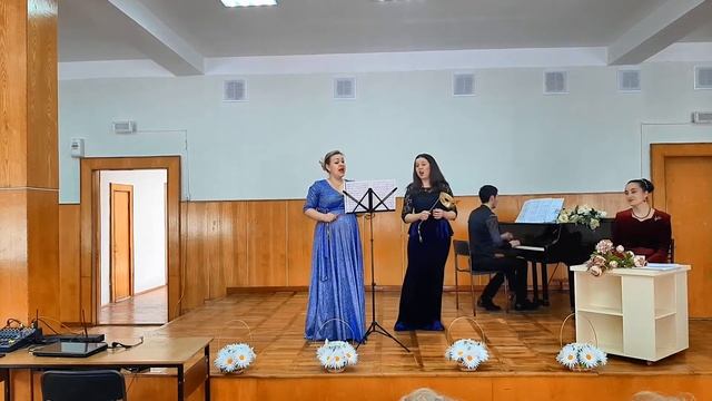 Наталья Игнатова, Дарья Гололобова Дуэт Арсены и Мирабеллы из Цыганского барона смотреть онлайн