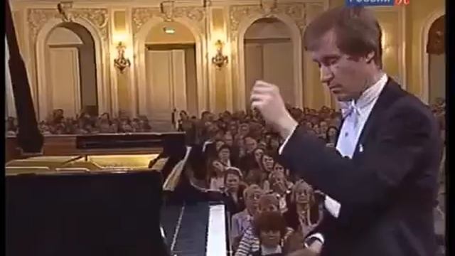 Рахманинов. Концерт № 2 для фортепиано с оркестром С-moll op. 18 Луганский / Ведерников смотреть онлайн