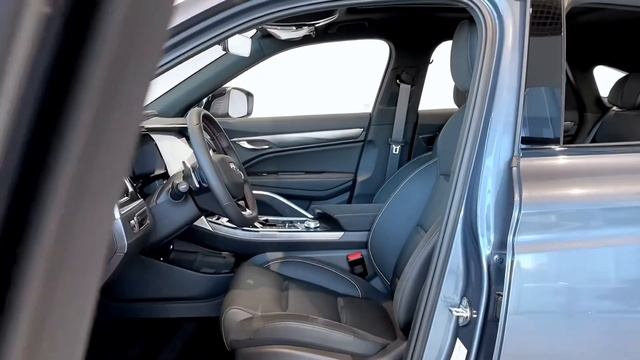 GEELY Tugella серый смотреть онлайн