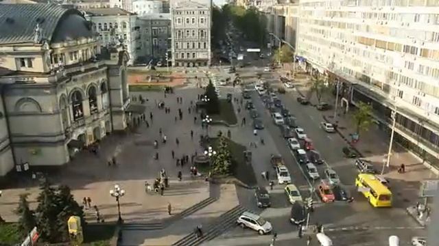 Оперный театр с обеда до полуночи SD смотреть онлайн