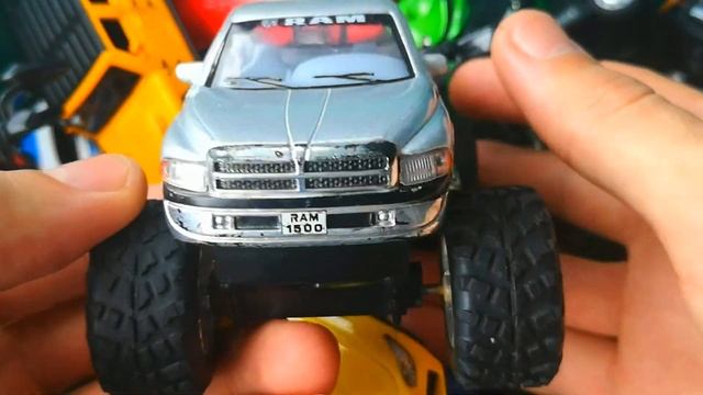 Box full of Model Car Jaguar, Nissan, Audi, Maserati, Peugeot, Volvo, Daihatsu,Сars # 9 смотреть онлайн